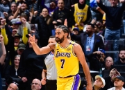 im电竞APP下载-湖人再胜一仗，东部霍尔德夫人排名第一