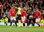 im电游游戏-瓦伦西亚客场击败曼联，晋级欧联杯半决赛