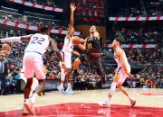 im电游-黄蜂主场不敌老鹰，遭遇四连败的简单介绍