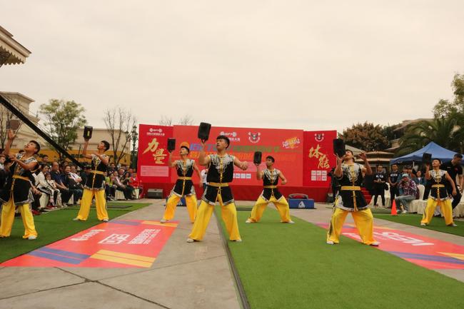 全球篮球豪门风云：精英赛场赛月亮的简单介绍