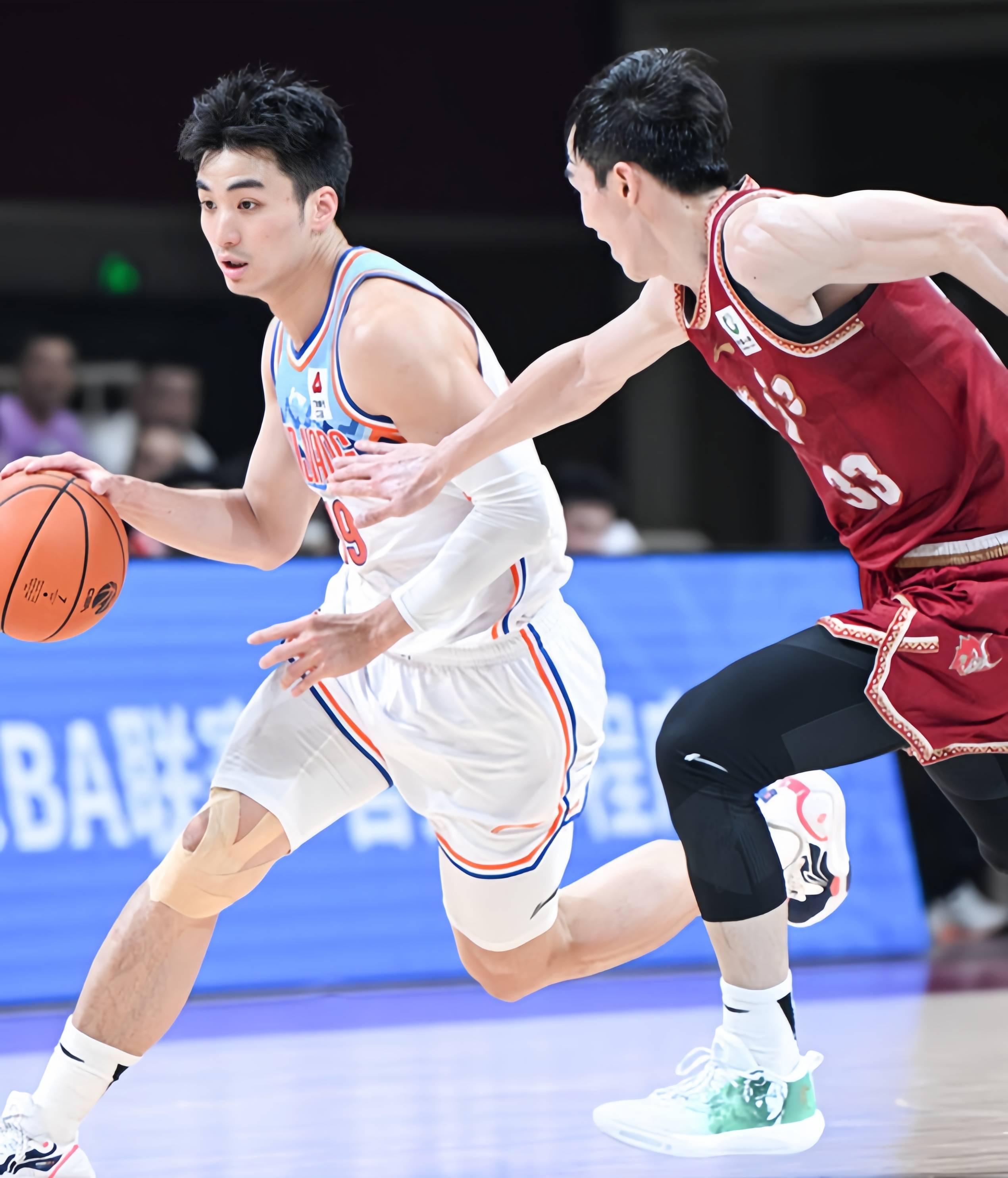 夺冠球队形势堪忧,磨砺团队意志是关键 夺冠球队形势堪忧,磨砺团队意志是关键