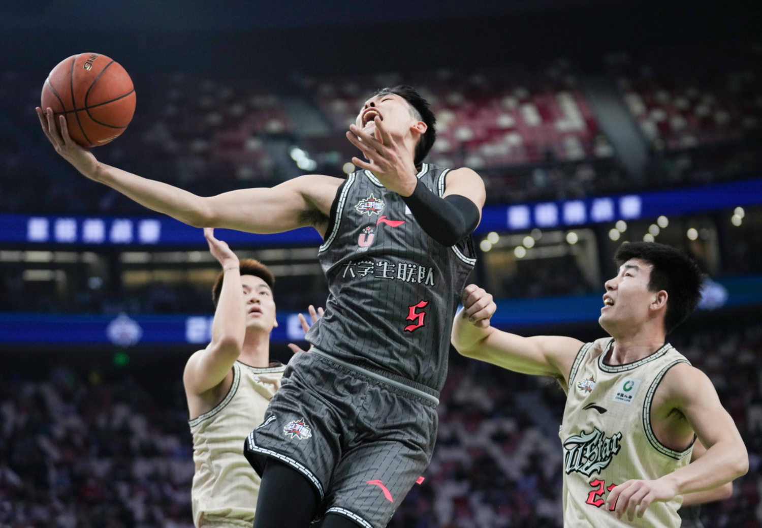 关于江苏队在赛场上取得连胜,实力显著提升的信息 关于江苏队在赛场上取得连胜,实力显著提升的信息