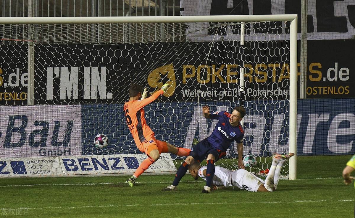 关于法兰克福球迷积极早早赛季,期待好成绩的信息 关于法兰克福球迷积极早早赛季,期待好成绩的信息