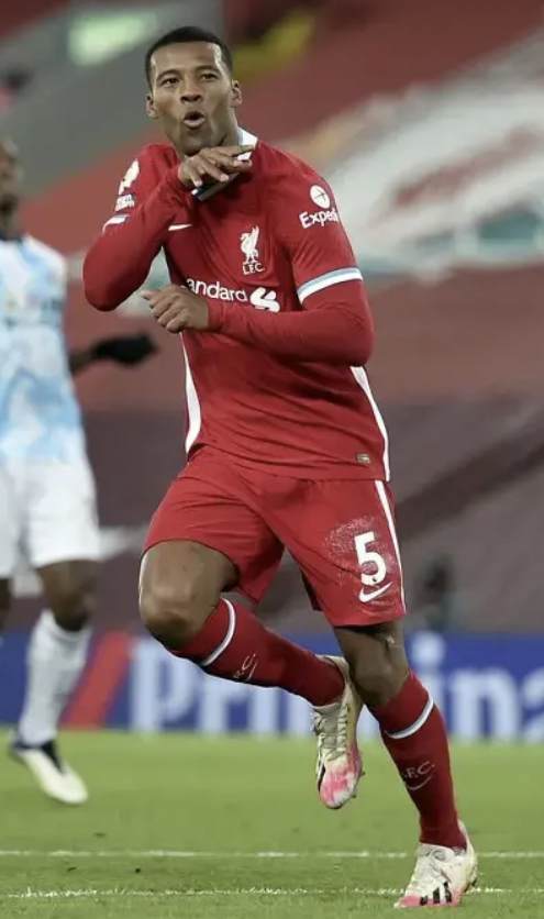 关于荷兰-挪威:维纳尔杜姆破荷甲荣耀的信息 关于荷兰-挪威:维纳尔杜姆破荷甲荣耀的信息