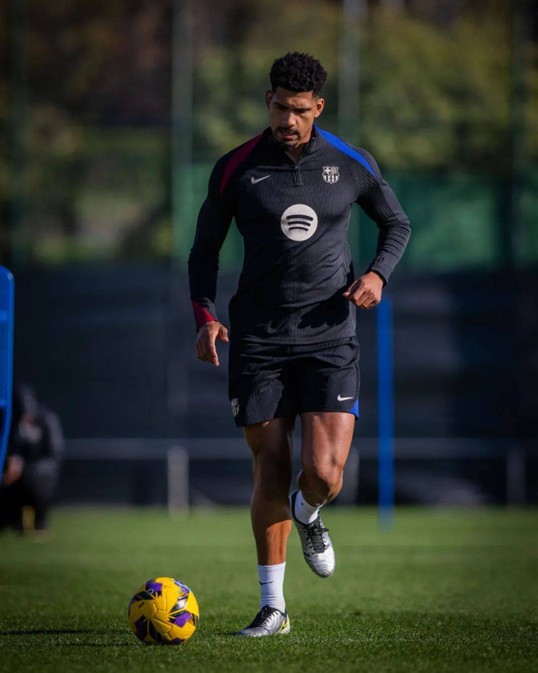 贝蒂斯后防表现出色,零封对手将胜利收入囊中的简单介绍 贝蒂斯后防表现出色,零封对手将胜利收入囊中的简单介绍