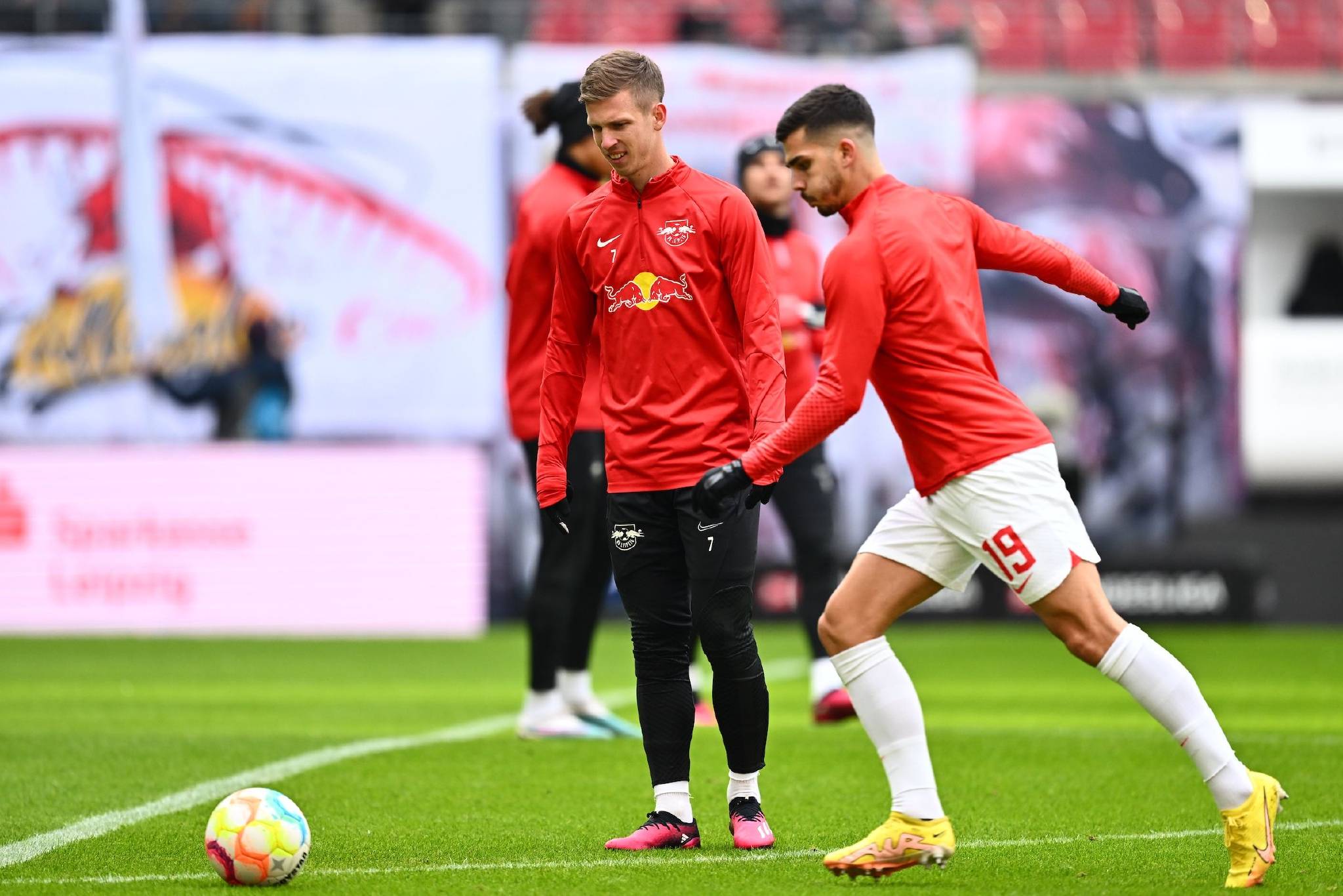 莱比锡红牛在比赛中展现出色的表现 莱比锡红牛在比赛中展现出色的表现