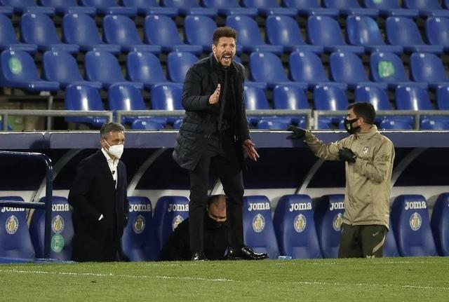 华伦西亚主场失利,遭遇赛季三场失分 华伦西亚主场失利,遭遇赛季三场失分