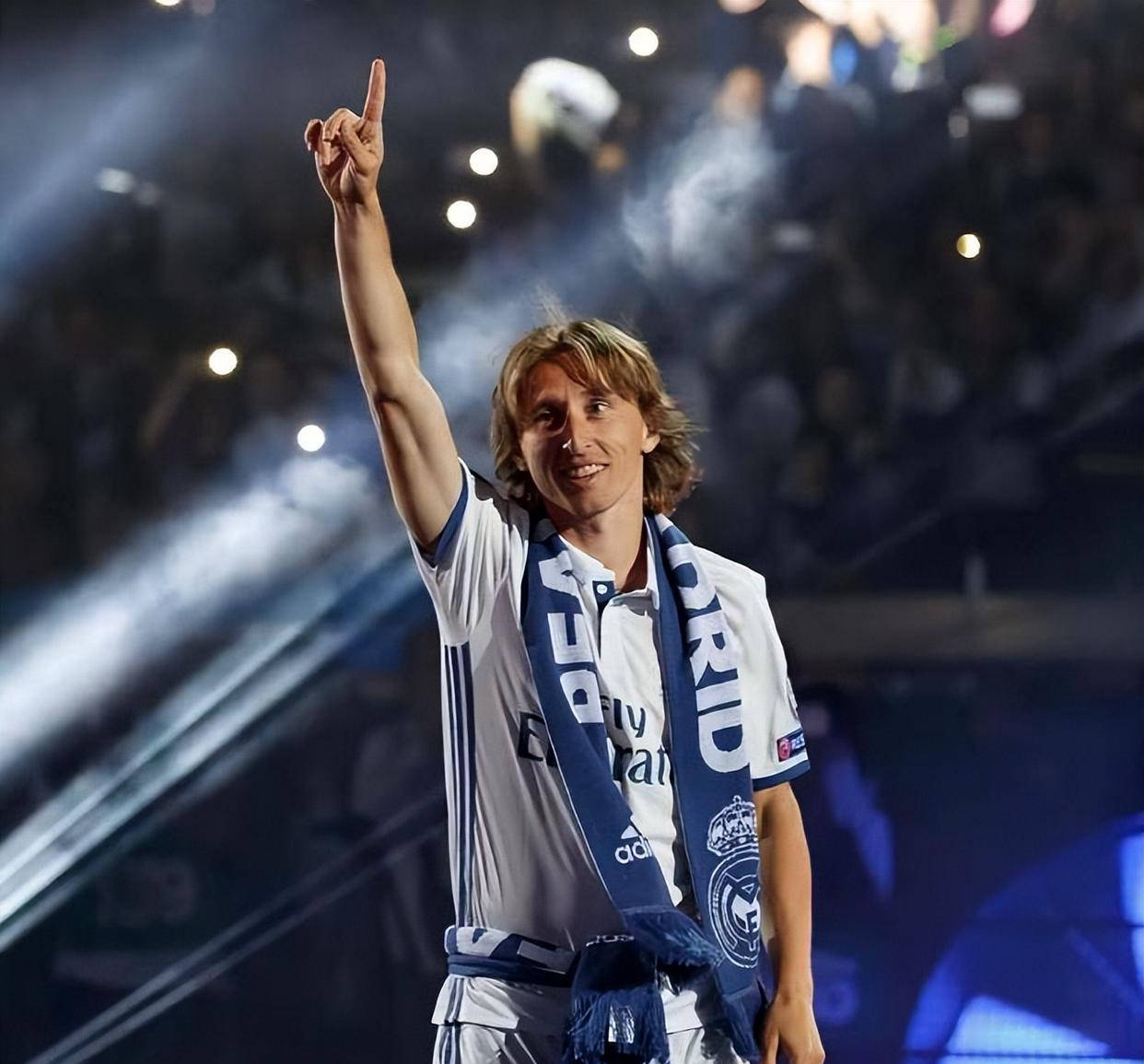 皇马凭莫德里奇绝杀逆转对手的简单介绍 皇马凭莫德里奇绝杀逆转对手的简单介绍