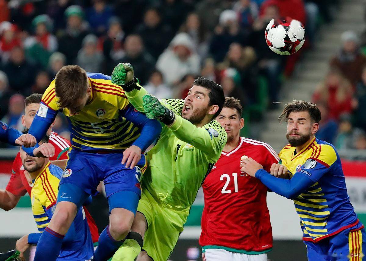 引领:荷兰队欧预赛领跑比赛 引领:荷兰队欧预赛领跑比赛