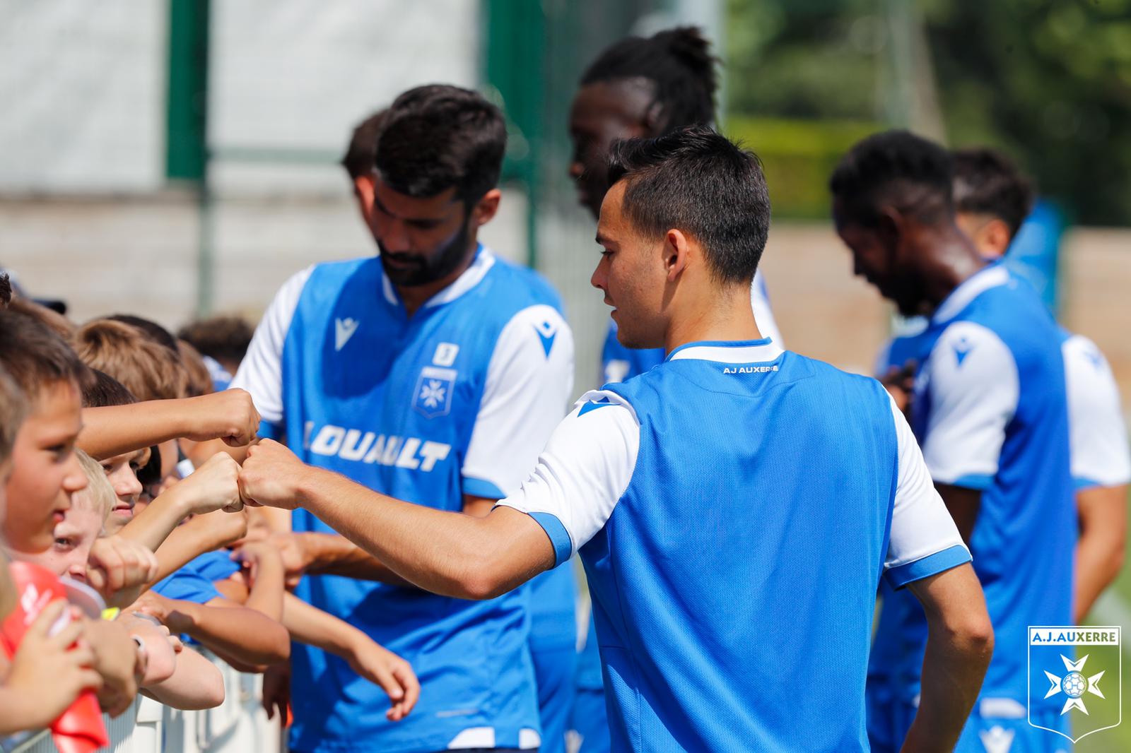 兰斯主教练发布赛后感言,对球员表现赞赏 兰斯主教练发布赛后感言,对球员表现赞赏