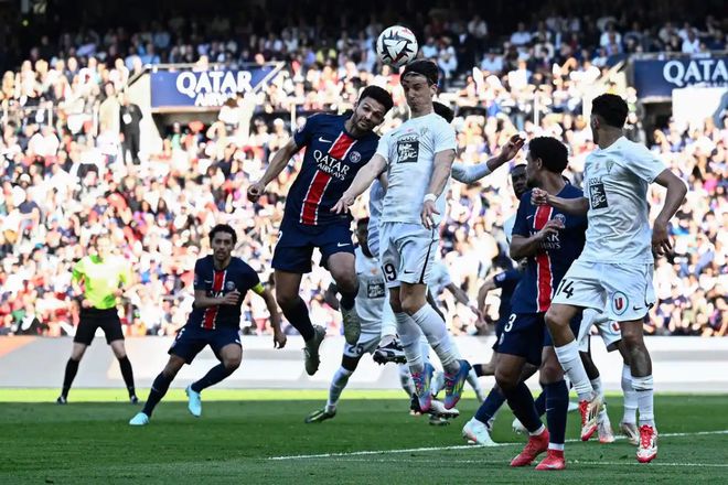 巴黎圣日耳曼逆袭里尔,取得三分胜利的简单介绍 巴黎圣日耳曼逆袭里尔,取得三分胜利的简单介绍