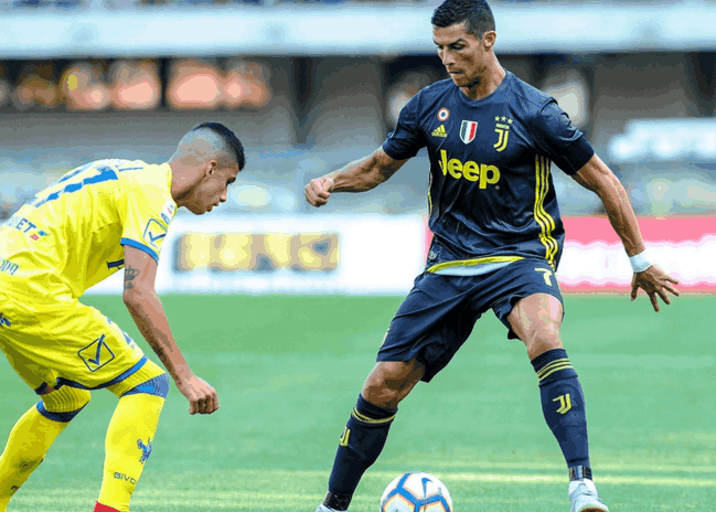 尤文图斯战胜切沃,继续保持不败纪录 尤文图斯战胜切沃,继续保持不败纪录