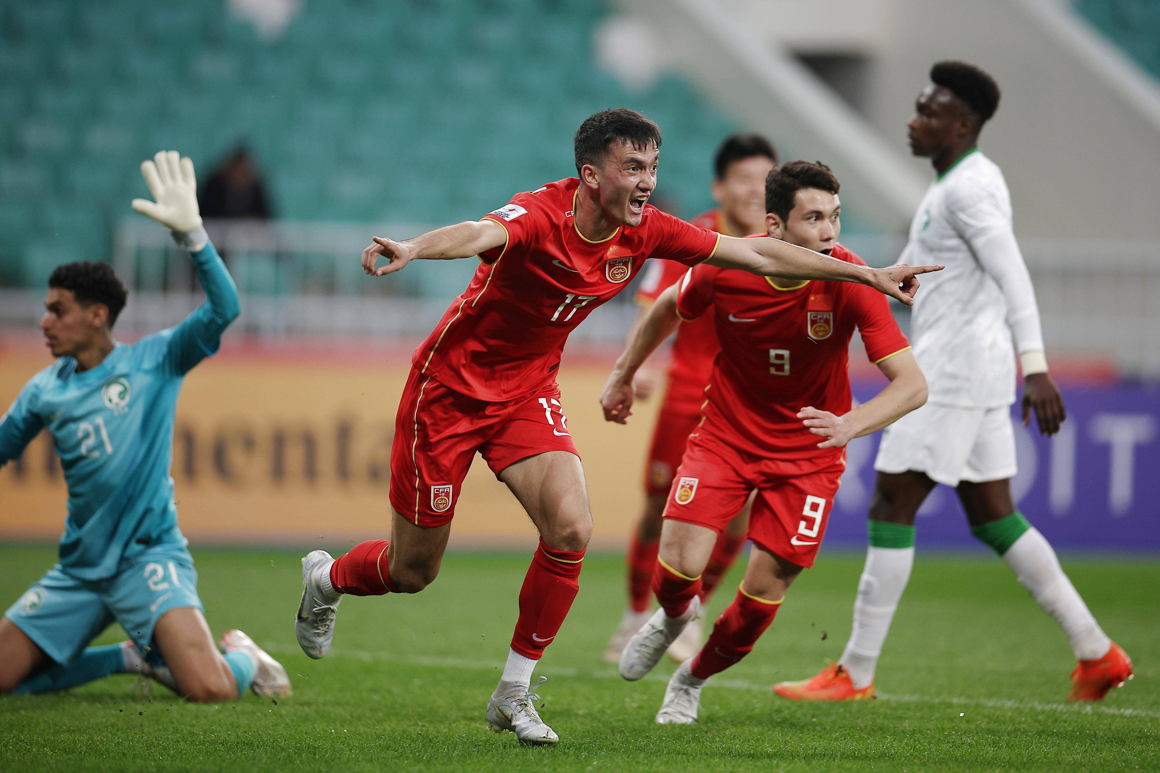 亚洲顶尖球队集结,争夺足球赛事荣耀 亚洲顶尖球队集结,争夺足球赛事荣耀