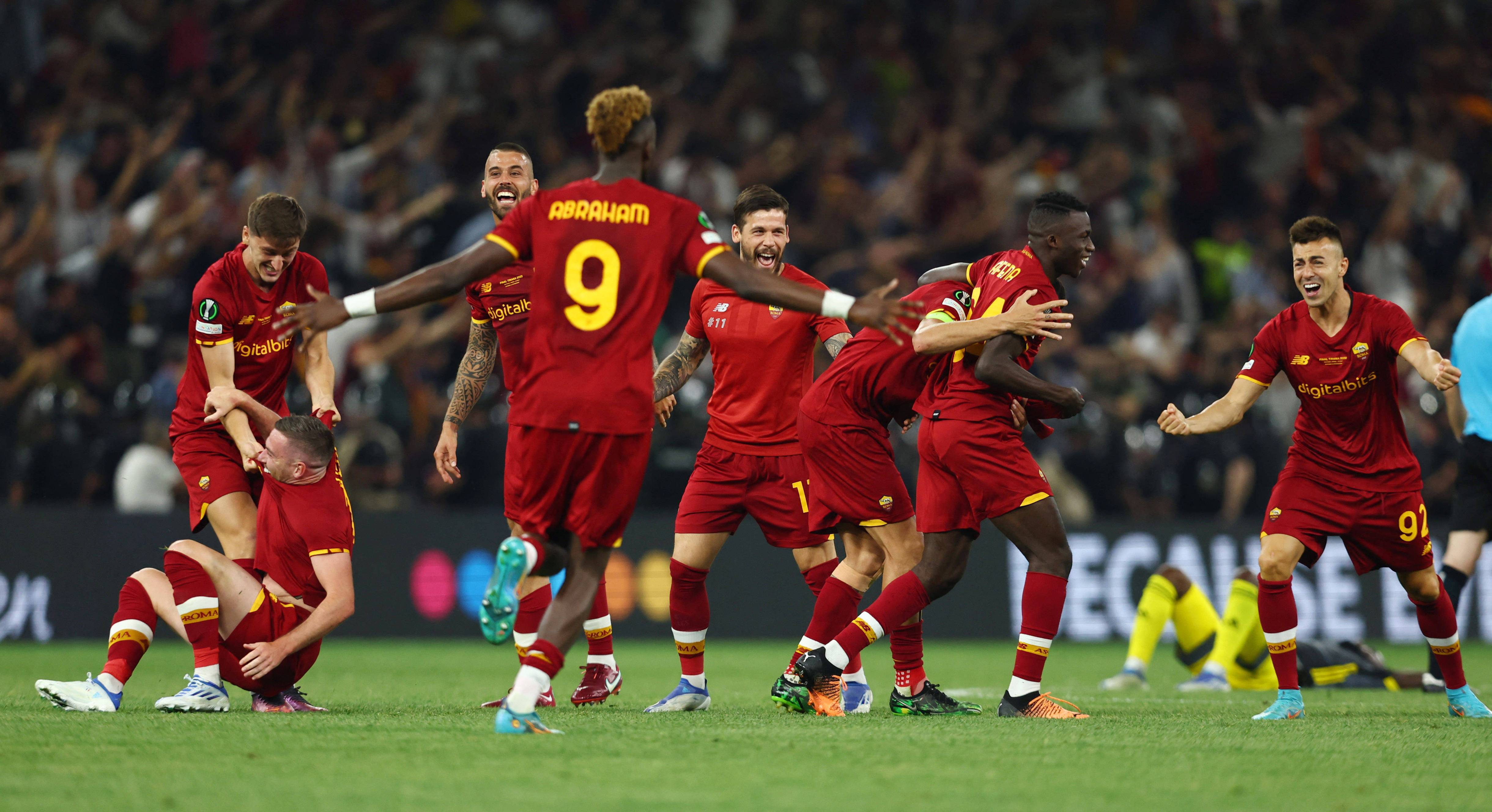 罗马队在主场比赛中力克对手,保持领先 罗马队在主场比赛中力克对手,保持领先