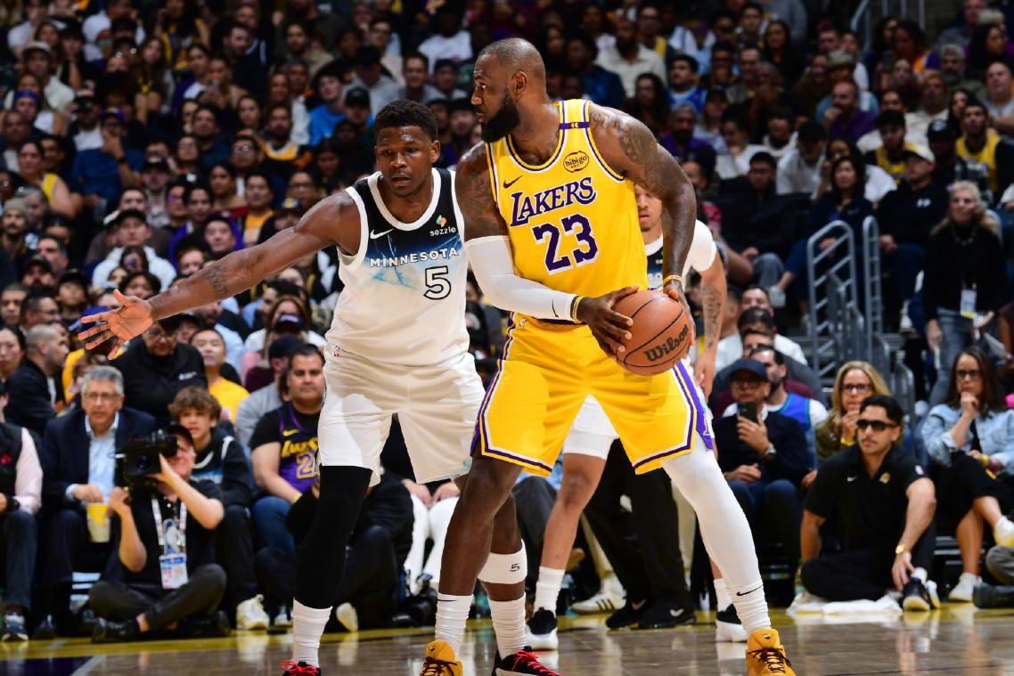 硬盘选手高歌献金，破纪录连胜