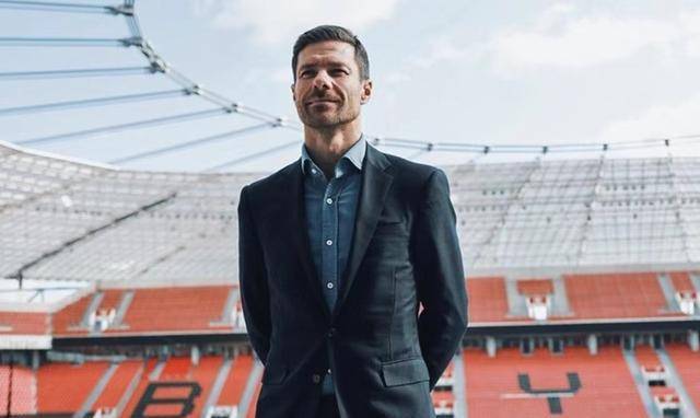 云达不莱梅豪取客场胜利，重返前列