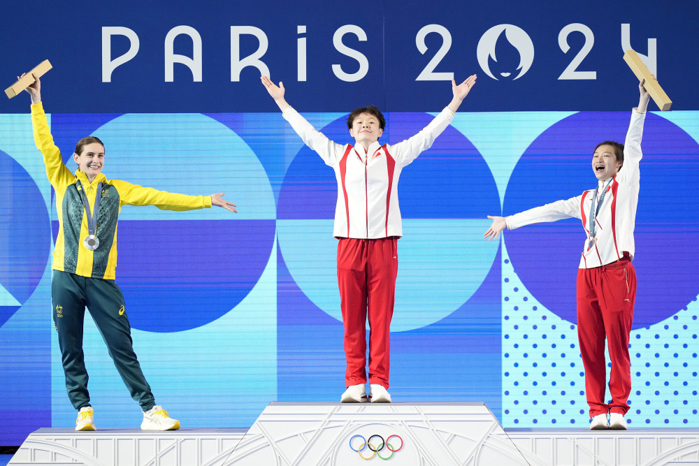 夏尔勒罗瓦队迎来重要胜利,冲击前四 夏尔勒罗瓦队迎来重要胜利,冲击前四