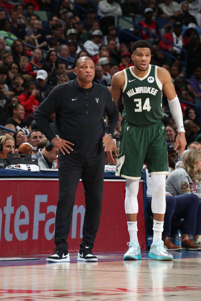 关于雄鹿客场力克鹈鹕,领先优势稳固的信息 关于雄鹿客场力克鹈鹕,领先优势稳固的信息