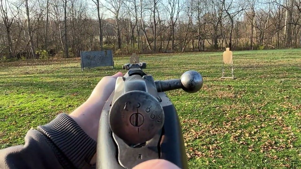 俄罗斯射击选手实现完美腾跃 俄罗斯射击选手实现完美腾跃