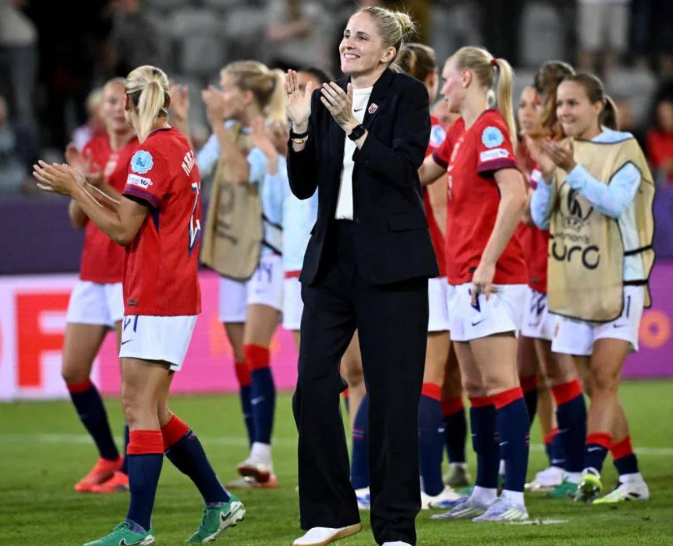 西班牙女足力克挪威，晋级半决赛