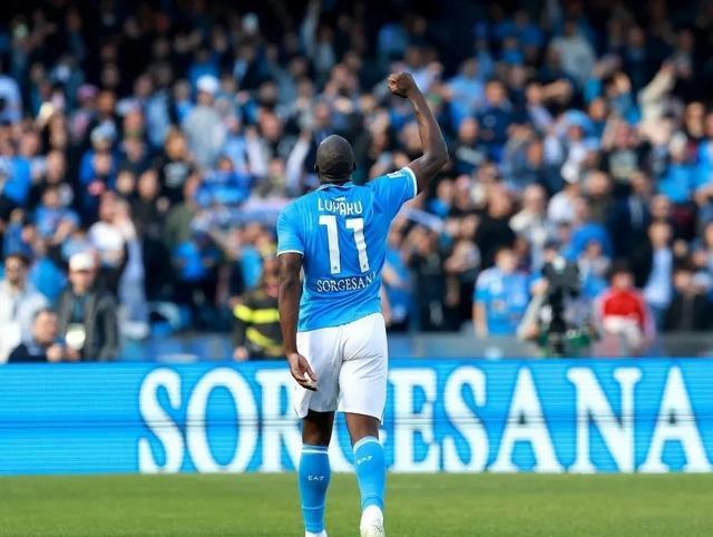 那不勒斯客场取胜,欧洲赛区梦想不灭 那不勒斯客场取胜,欧洲赛区梦想不灭