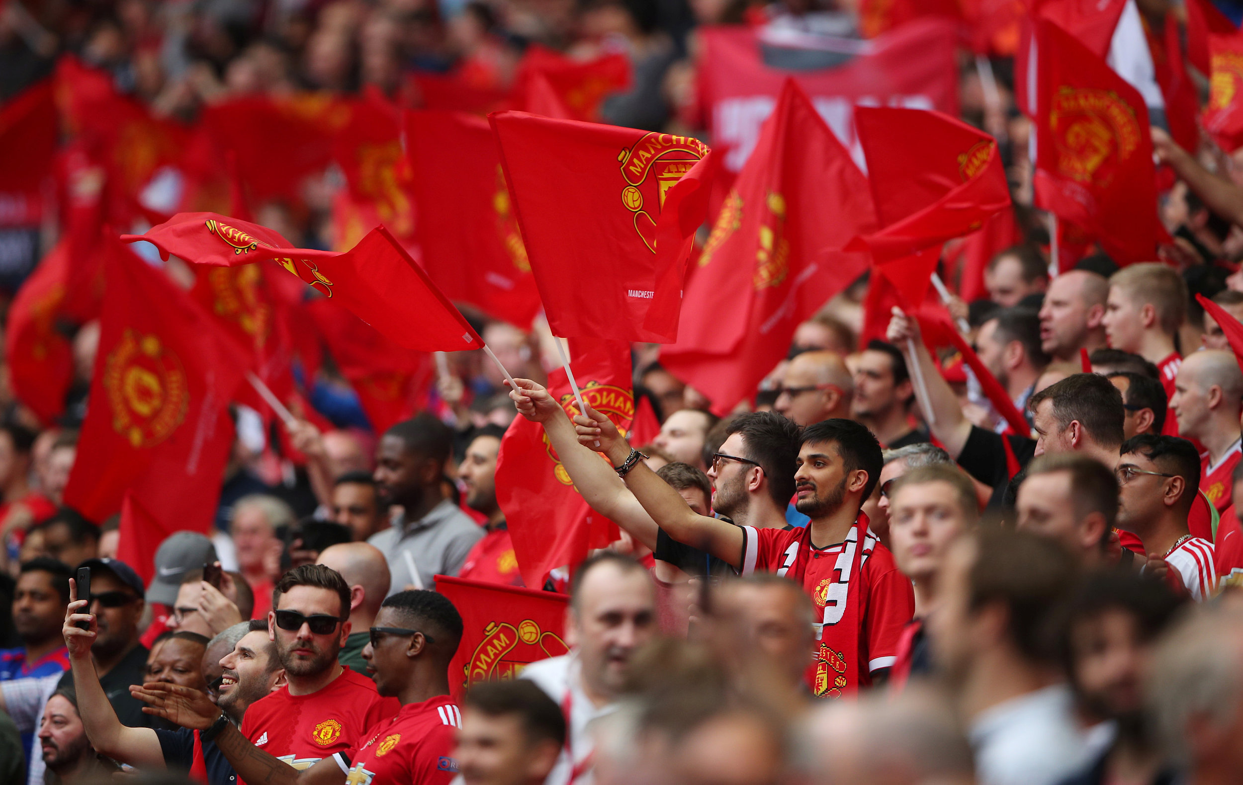 曼联在主场迎来激动人心的胜利 曼联在主场迎来激动人心的胜利