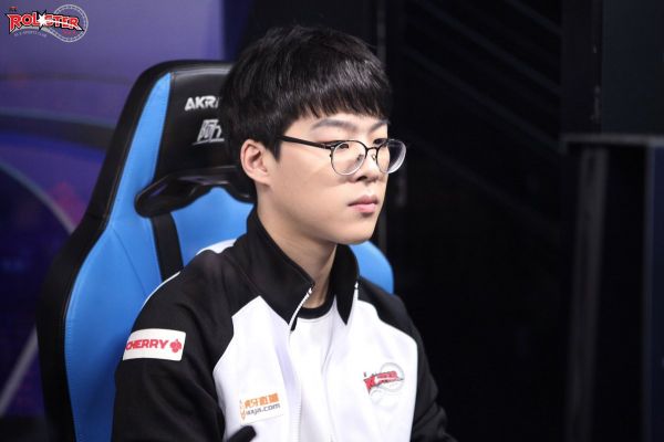 包含FNC险胜CLG,Ming线上压制力十足强强对话2025世界赛,留下经典瞬间的词条 包含FNC险胜CLG,Ming线上压制力十足强强对话2025世界赛,留下经典瞬间的词条