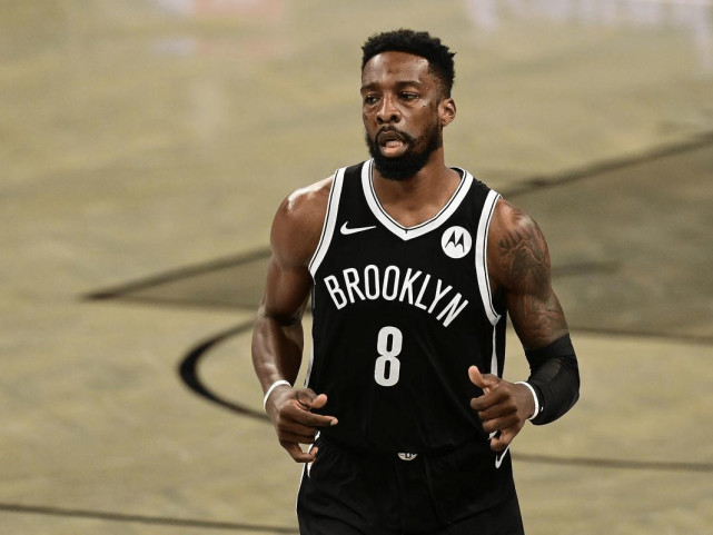 篮网宣布与弗兰斯续约两年1200万 篮网宣布与弗兰斯续约两年1200万