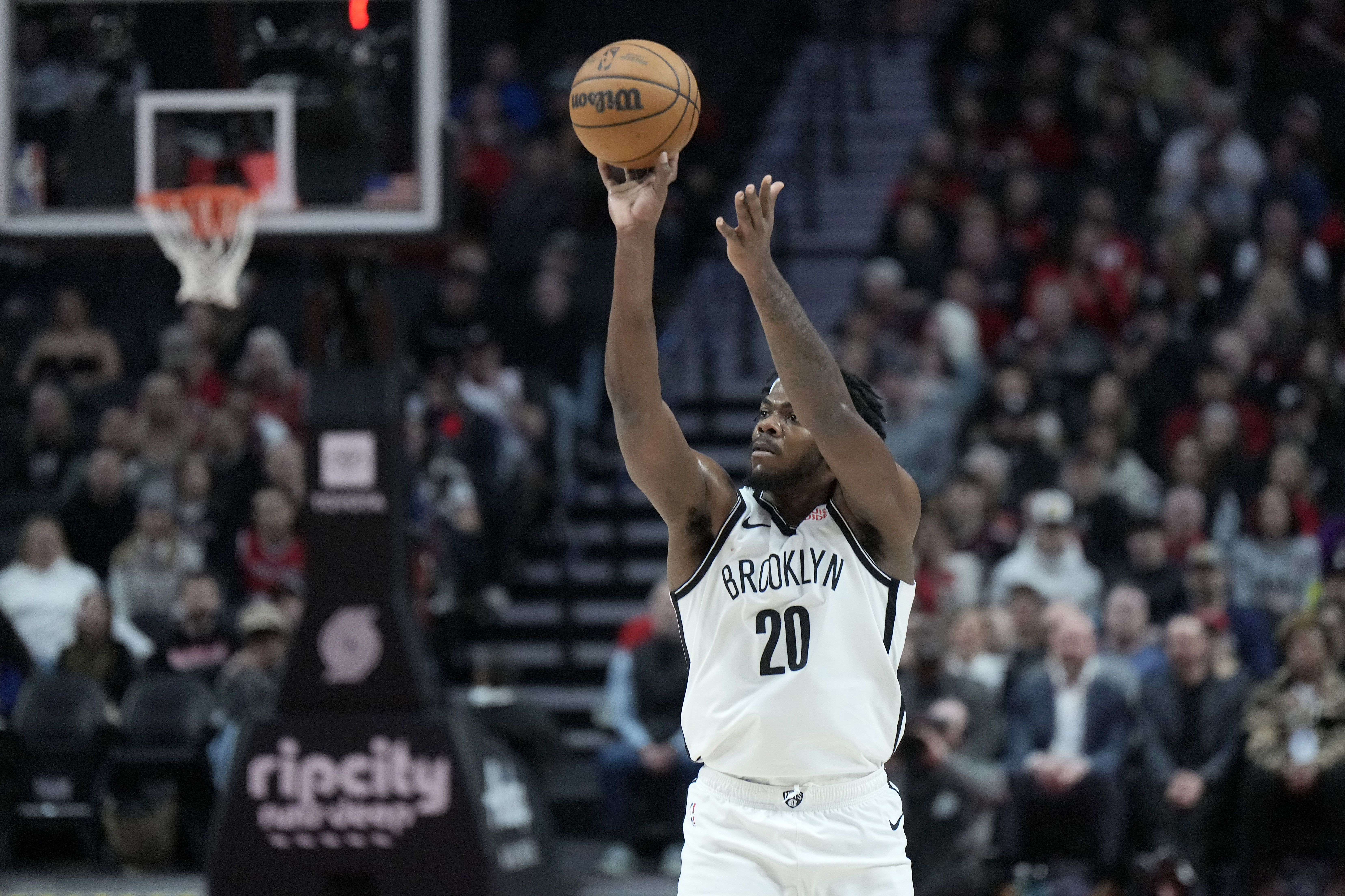 篮网交易汤普森,球队重新调整战术 篮网交易汤普森,球队重新调整战术