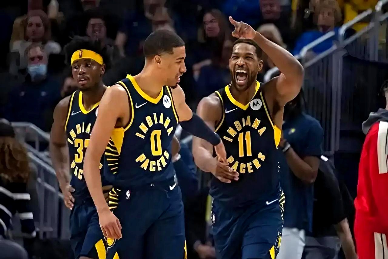 太阳VS步行者:顶尖控卫组合的较量 太阳VS步行者:顶尖控卫组合的较量