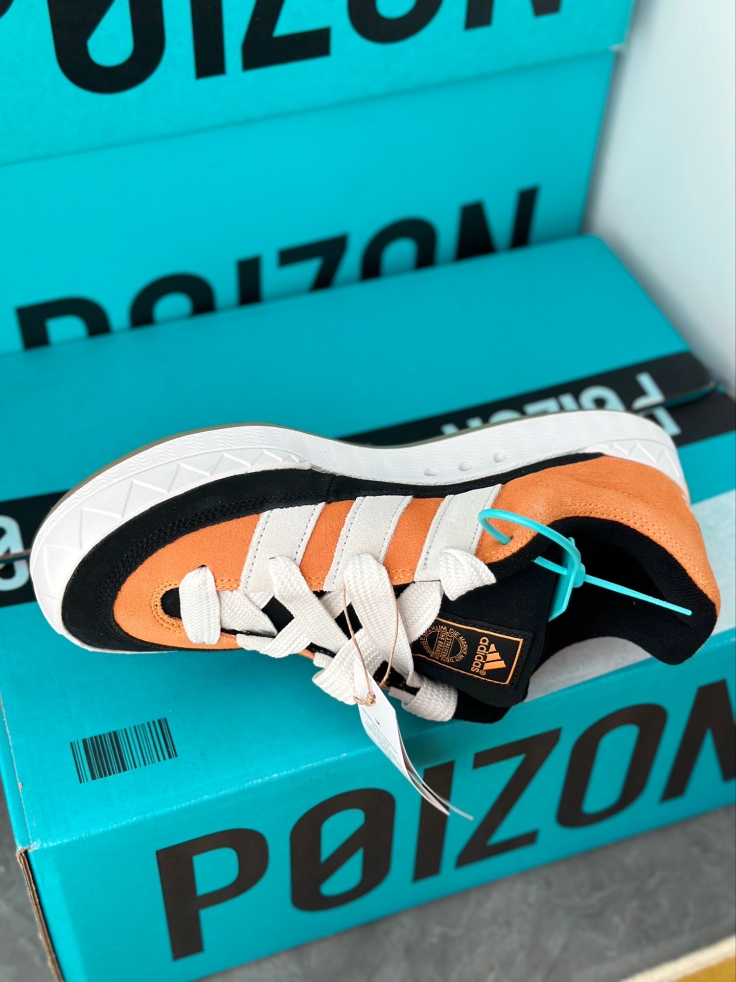 灰熊选秀状元莫比利发布专业梦想篮球鞋 灰熊选秀状元莫比利发布专业梦想篮球鞋