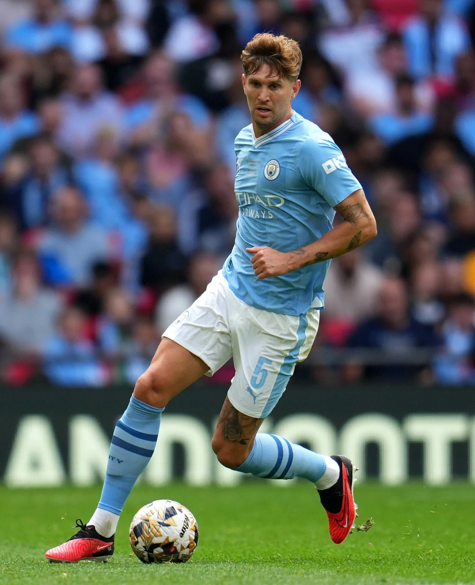 曼城战胜费内巴切!瓜迪奥拉战术功不可没 曼城战胜费内巴切!瓜迪奥拉战术功不可没