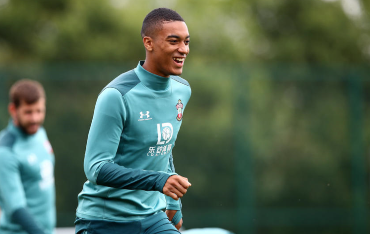 意甲球队赞助商竞逐,签约大额合同 意甲球队赞助商竞逐,签约大额合同