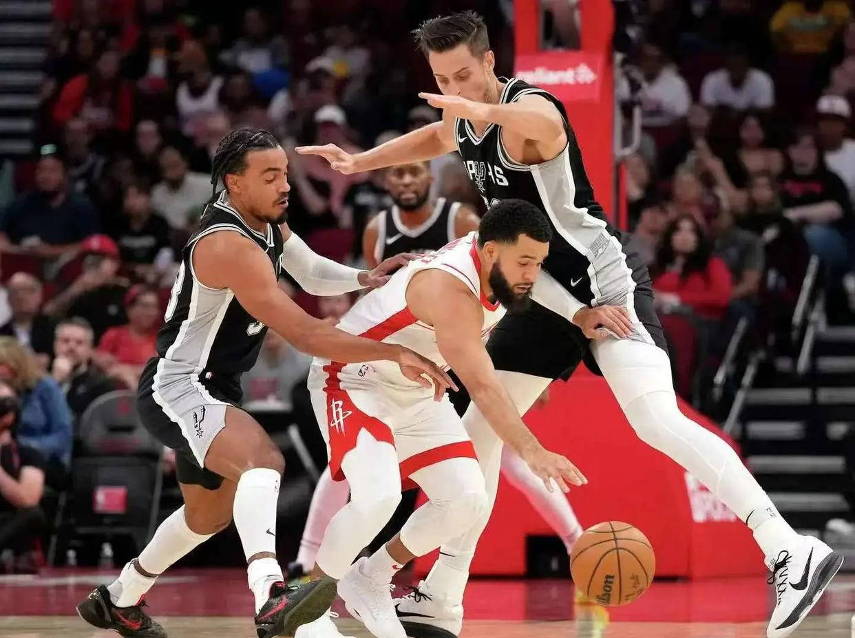 包含火箭神将缺阵,季后赛形势渐严的词条 包含火箭神将缺阵,季后赛形势渐严的词条