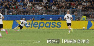 包含罗马尼亚主场逆转克罗地亚,成功杀入欧预赛半决赛的词条 包含罗马尼亚主场逆转克罗地亚,成功杀入欧预赛半决赛的词条