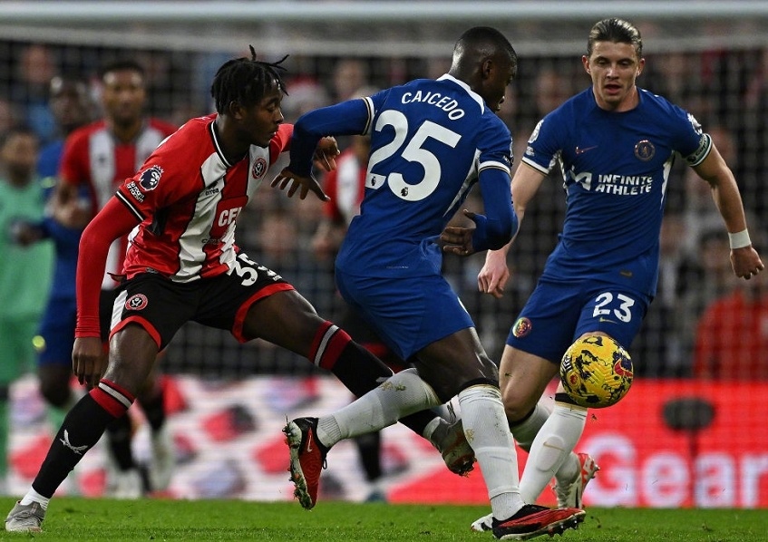 英国切尔西队轻取对手轻松过关 英国切尔西队轻取对手轻松过关