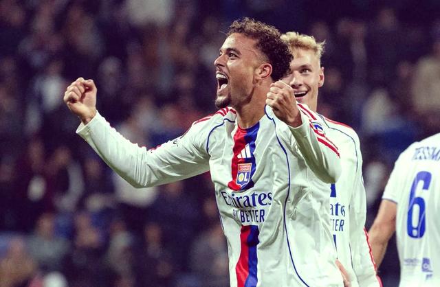 里尔主场对阵巴黎圣日耳曼,力争主场胜利的简单介绍 里尔主场对阵巴黎圣日耳曼,力争主场胜利的简单介绍