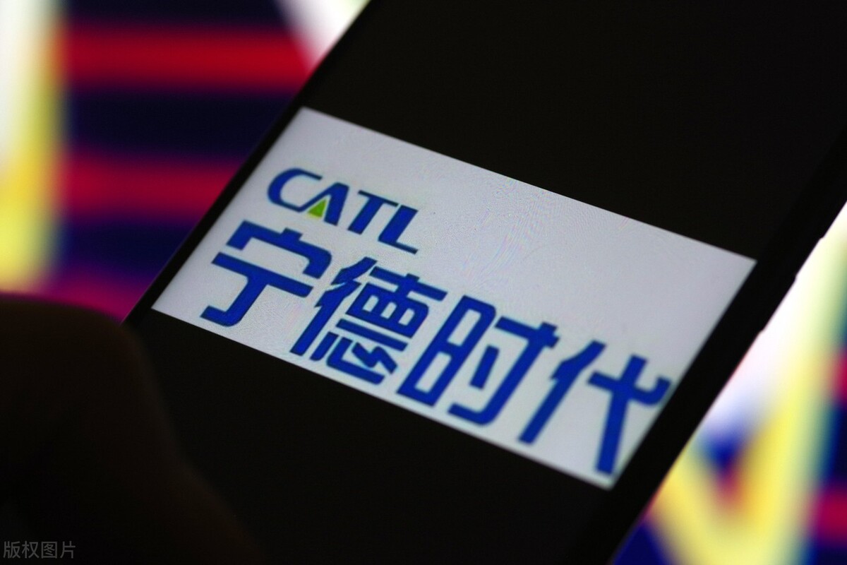 青岛客场惊险胜出,给予对手沉重一击 青岛客场惊险胜出,给予对手沉重一击