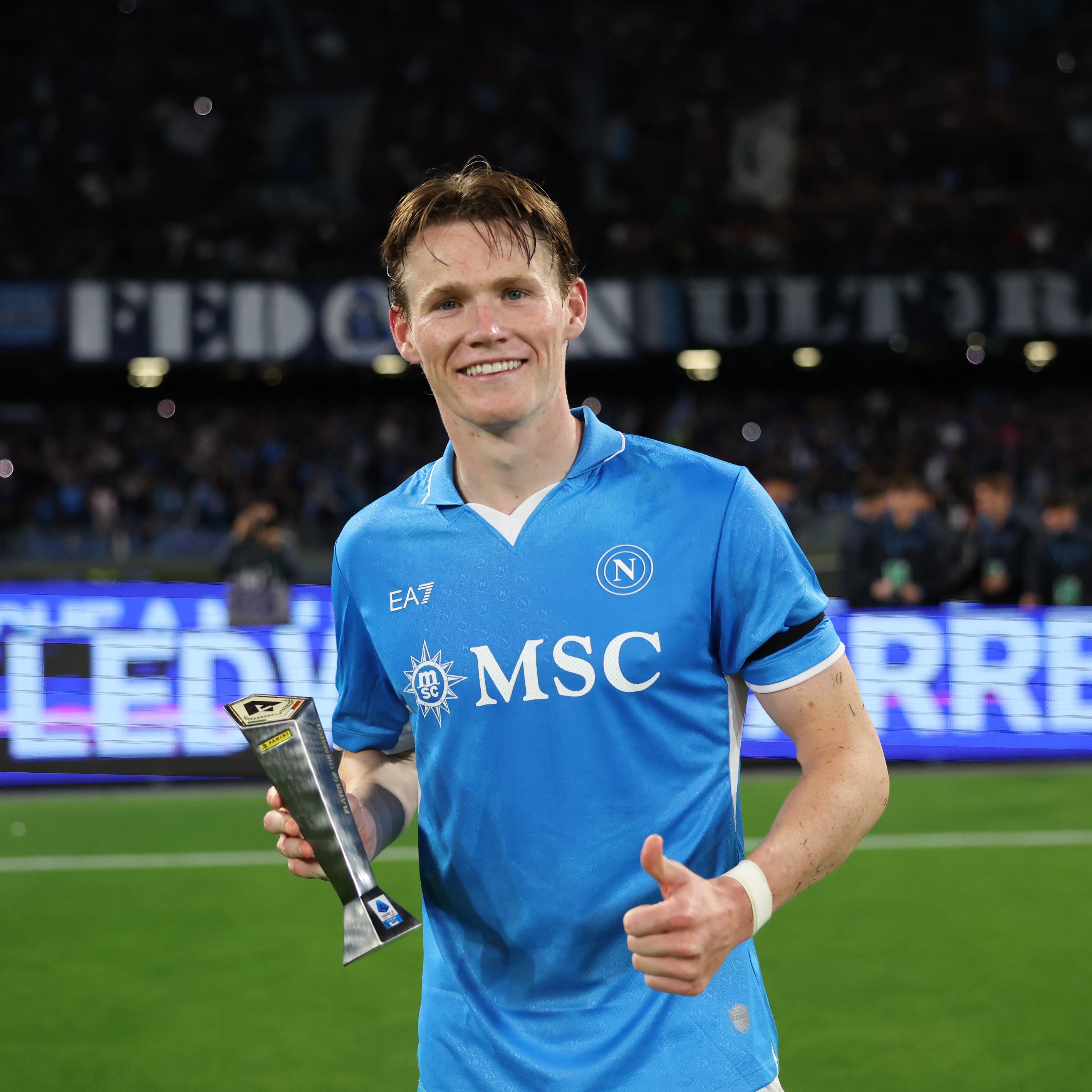 那不勒斯主场连胜,稳步追赶领先者 那不勒斯主场连胜,稳步追赶领先者