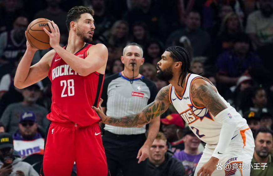 关于魔术碾压太阳，霍勒迪状态火热的信息