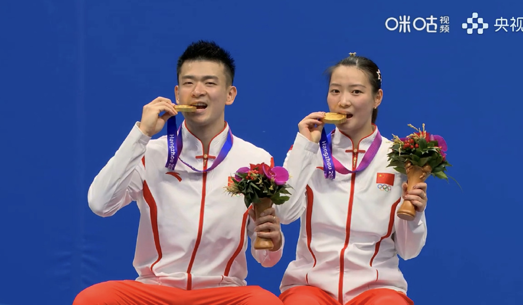 日本队碾压印度队，郑思维扛起全队