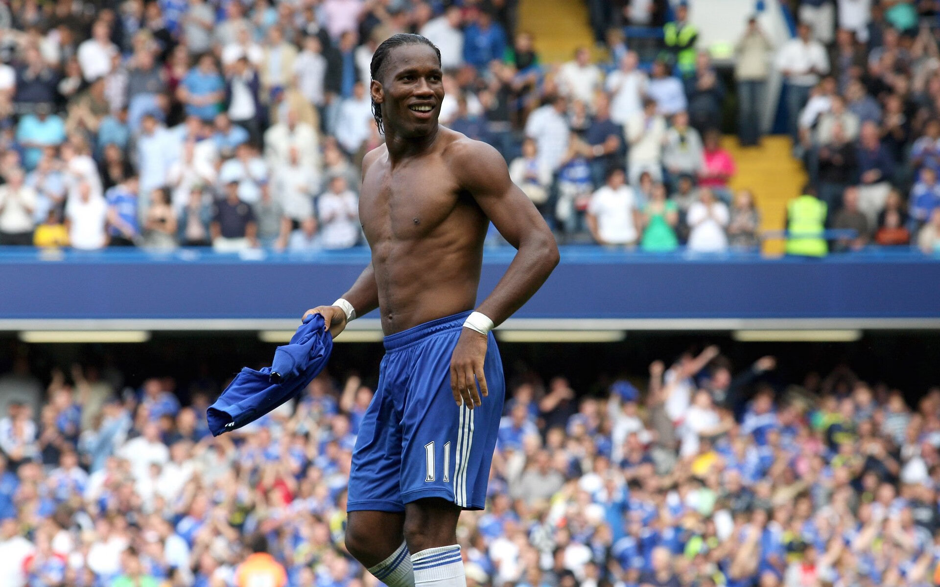 速度与意志的平行时空，F1新赛季揭幕战与加纳生死战的非凡交响